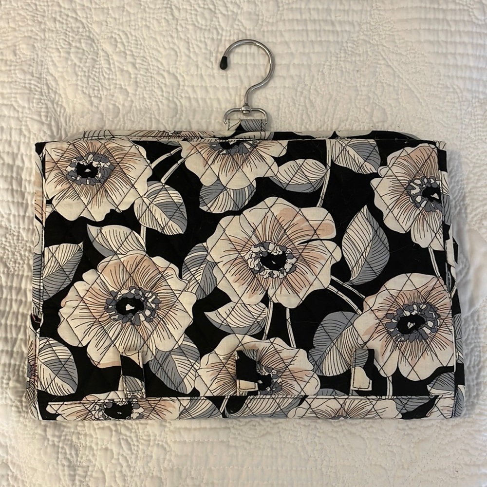 Vera Bradley Carmellia Hanging Jewelry Organizer